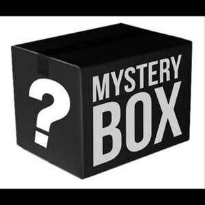 MYSTERY BOX WORTH $1000-100